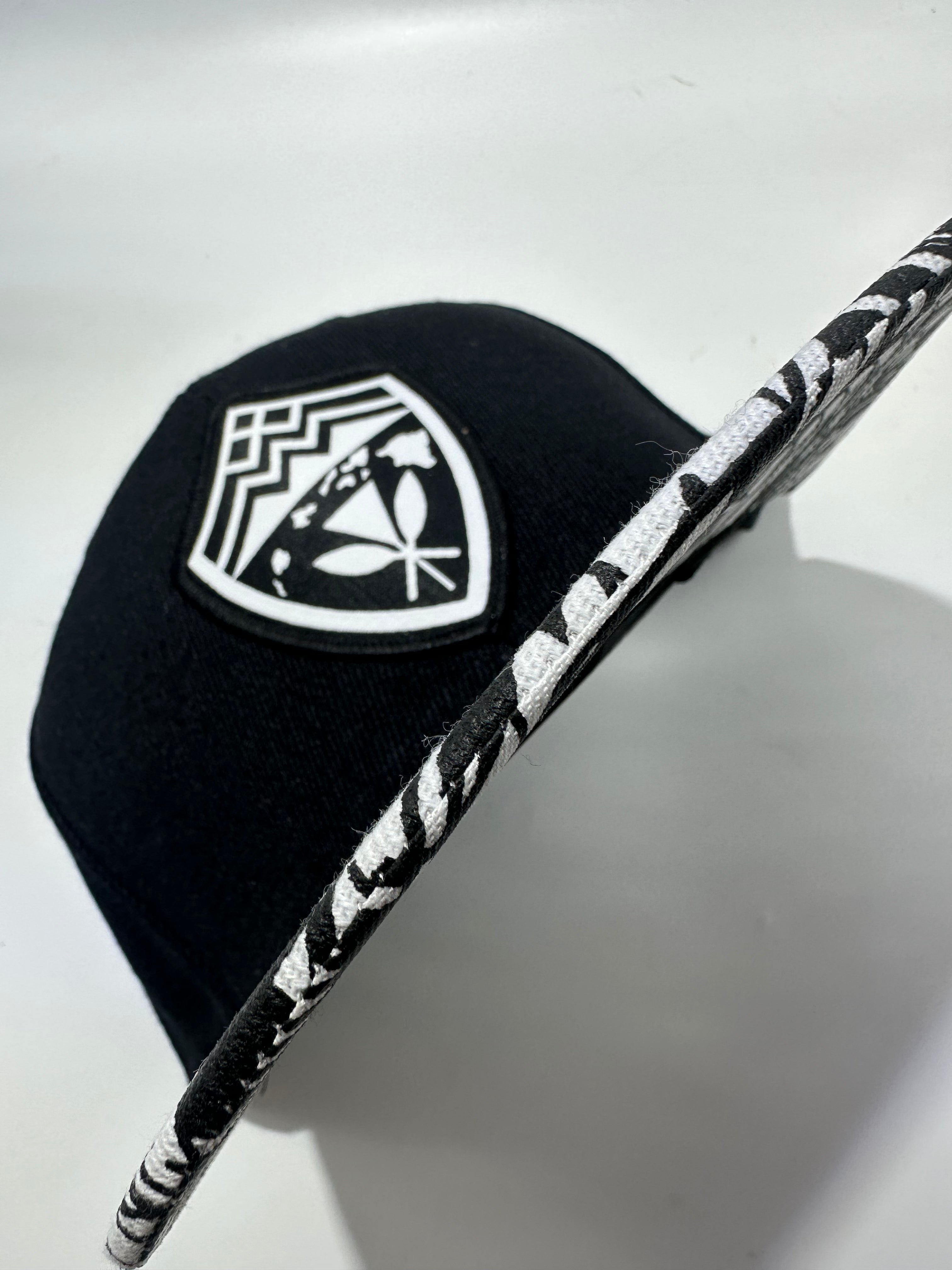 Hawaii Shield Tribal Emblem White