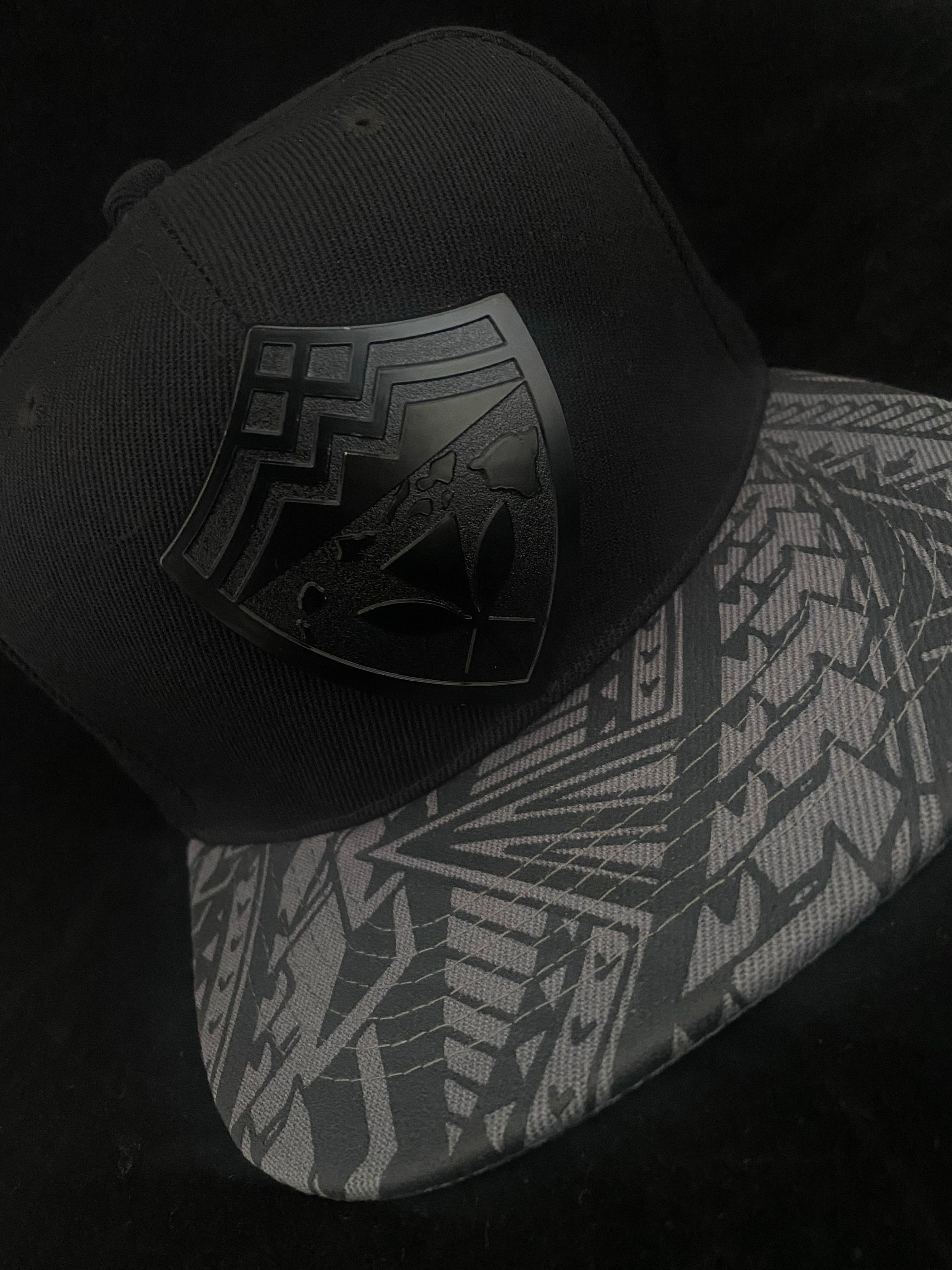 Hawaii Steel Tribal Gray Metal Limited Snapback