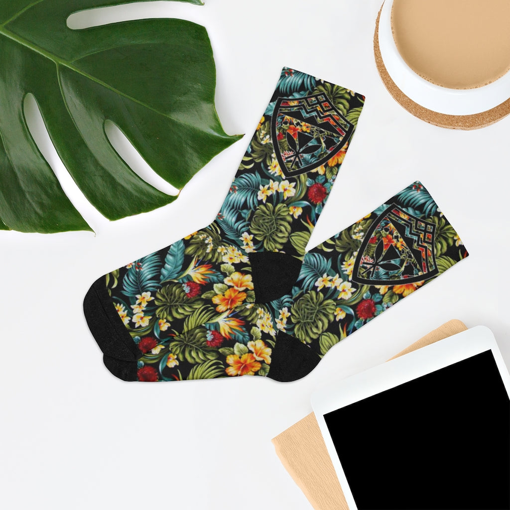 Hawaii Shield Floral Socks