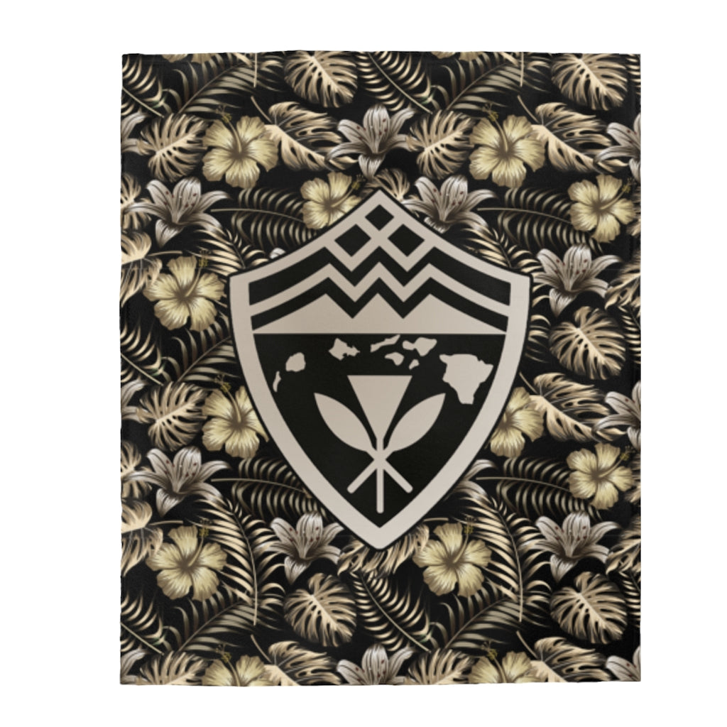 Hawaii Gold Floral Shield Velveteen Plush Blanket