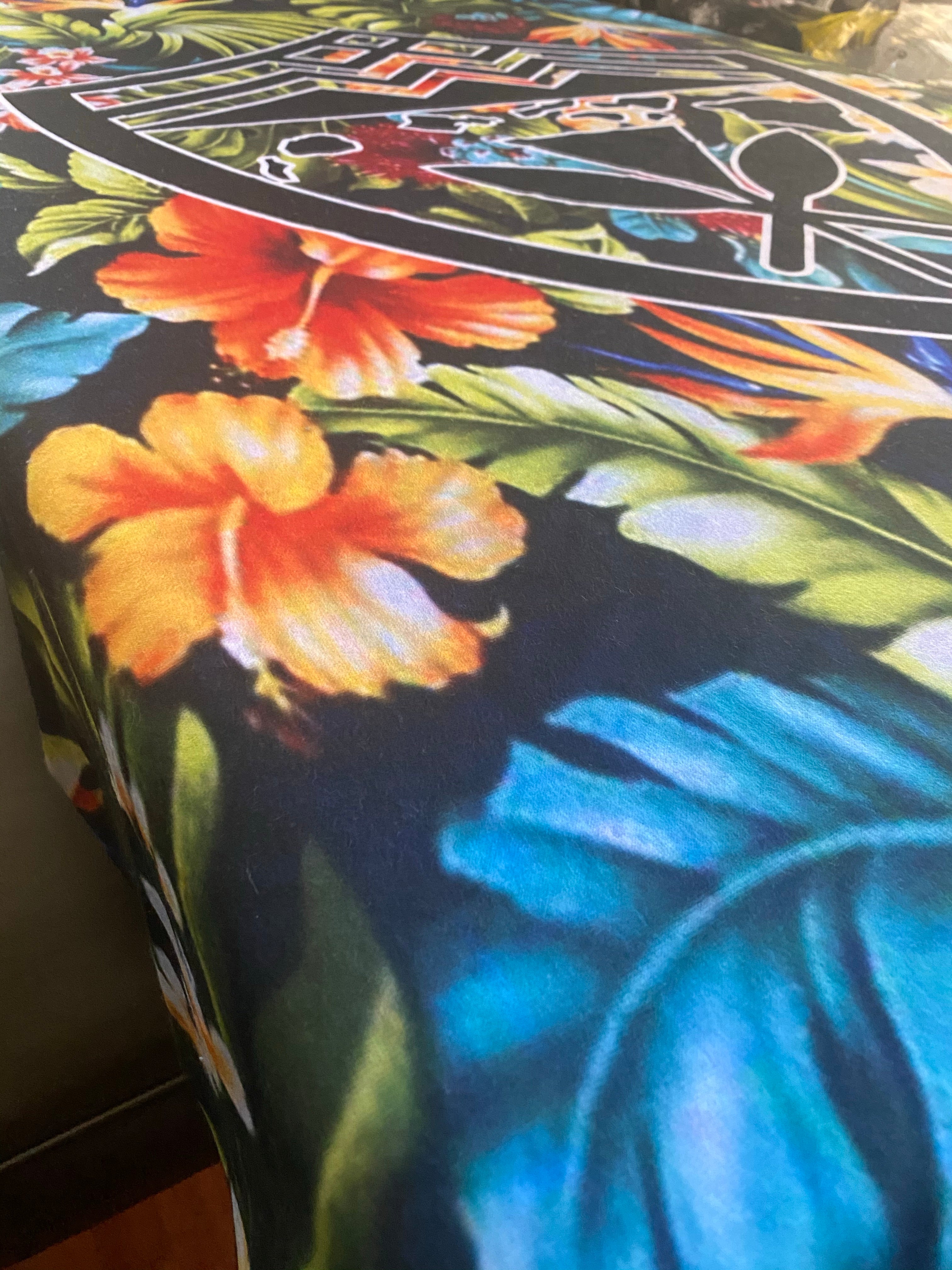 Hawaii Shield Floral Table Covers