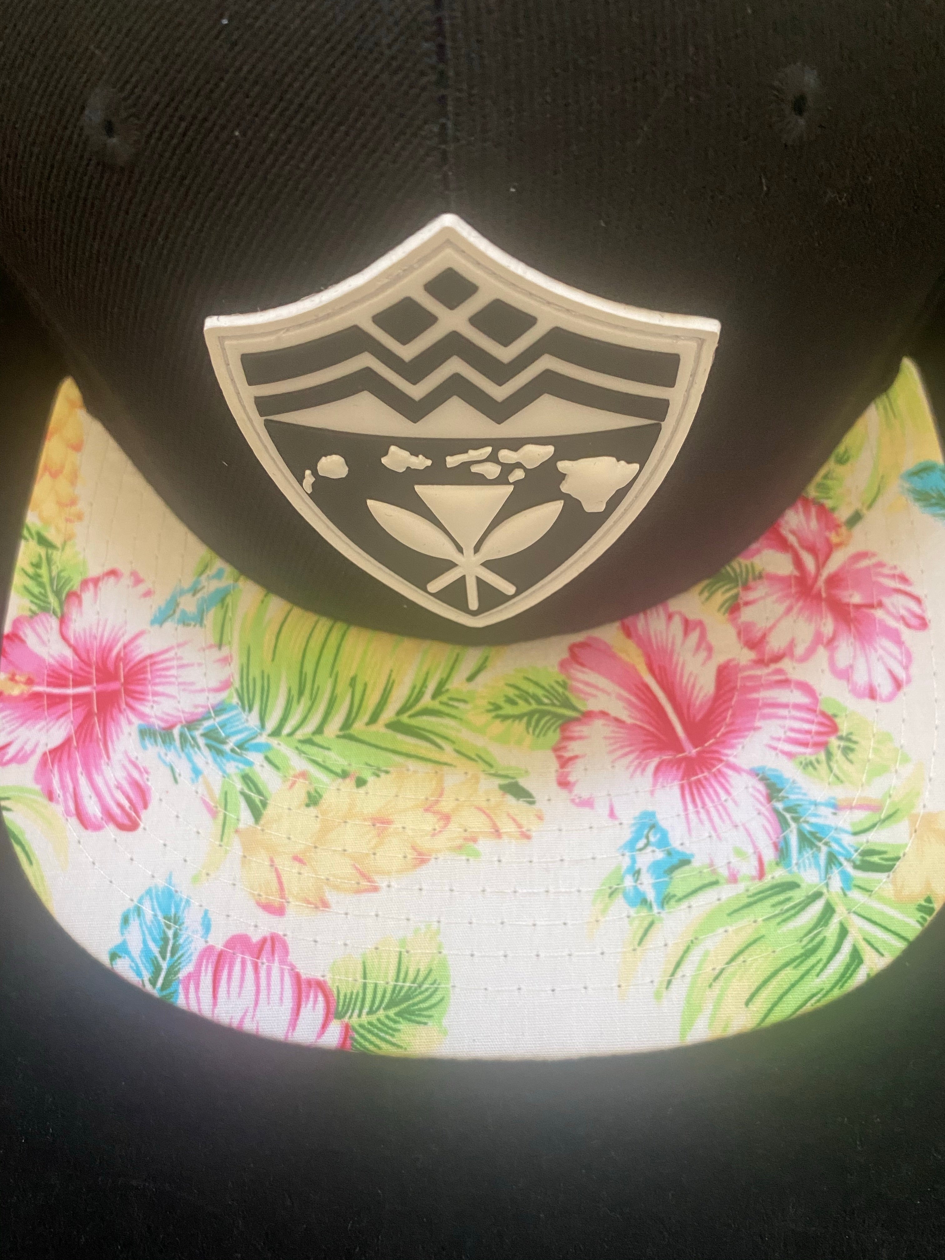 Hawaii Shield Floral Emblem Pink
